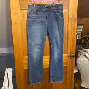 Inc brand blue jeans straight leg, regular fit. Size 8S